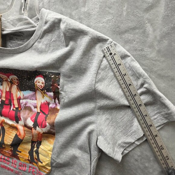 Mean Girls Christmas is So Fetch T-Shirt Women's XL Gray Graphic Print Casual - Picture 7 of 8